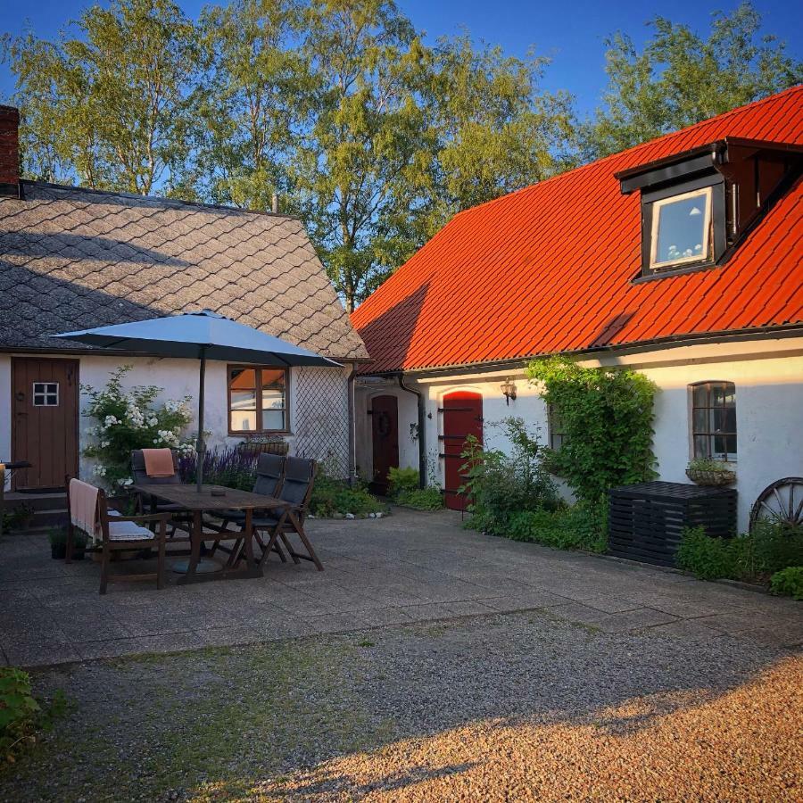 Karlsborg Rum Och Frukost Ystad Esterno foto